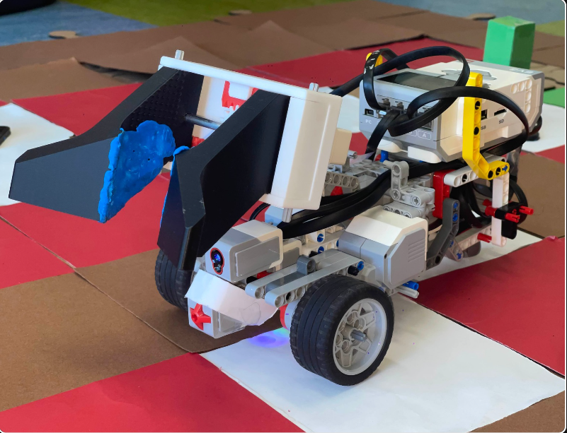 Maze navigation robot final build
